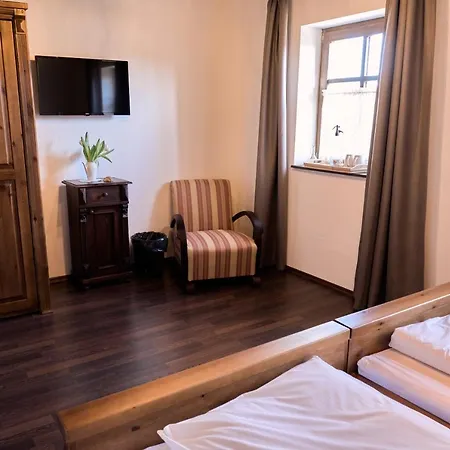 Zsindelyes Farm stay *